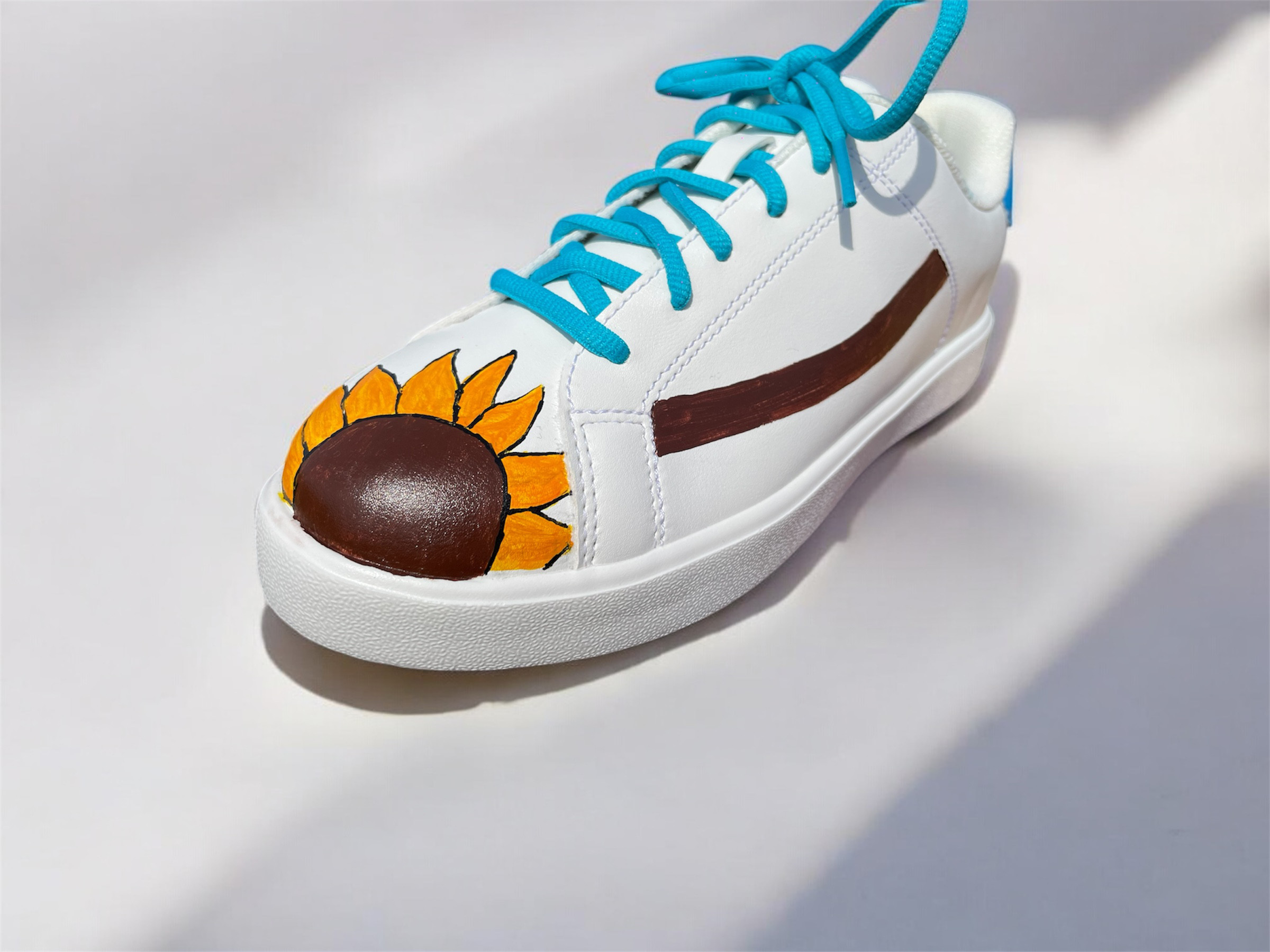 【パリ展出展作家】ひまわり｜手描きペイントスニーカー（受注生産/持ち込み可）|ギフト|お祝い