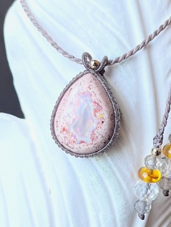 カンテラオパール【シンプル】マクラメネックレス