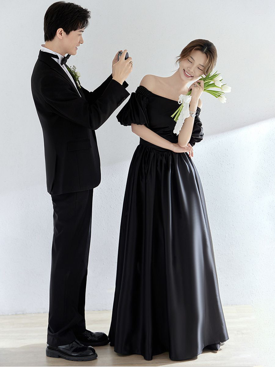 高級感 黒 サテン オフショルダー ウェディングドレス 韓国風 結婚式 花嫁 二次会 誕生日 前撮り HL982