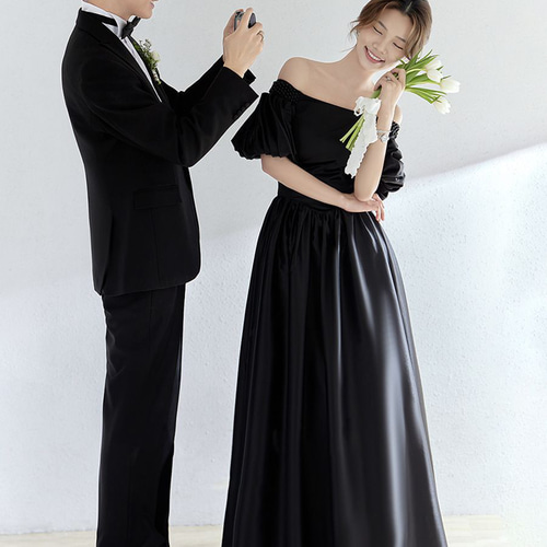 高級感 黒 サテン オフショルダー ウェディングドレス 韓国風 結婚式