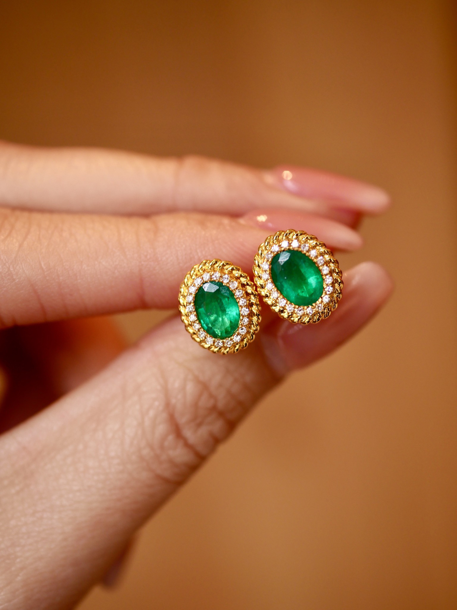 天然ダイヤモンド付きエメラルドピアスk18 5807