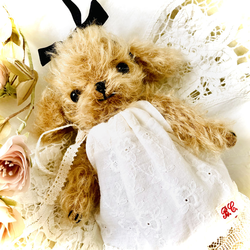 アンティークレースを纏ったテディプードル　テディベア　作家 b*z様 アンティークレースを纏ったテディプードル テディベア 国内作家