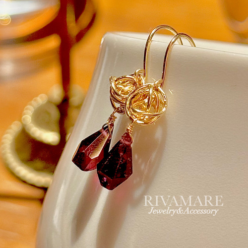 ロードライトガーネット ラフカット 14kgf ワイヤーピアス イヤリング