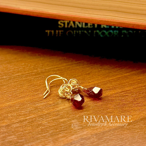 ロードライトガーネット ラフカット 14kgf ワイヤーピアス イヤリング