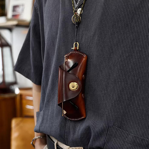 アメリカンヴィンテージ 植物タンニン革 メガネケース ストラップ付き