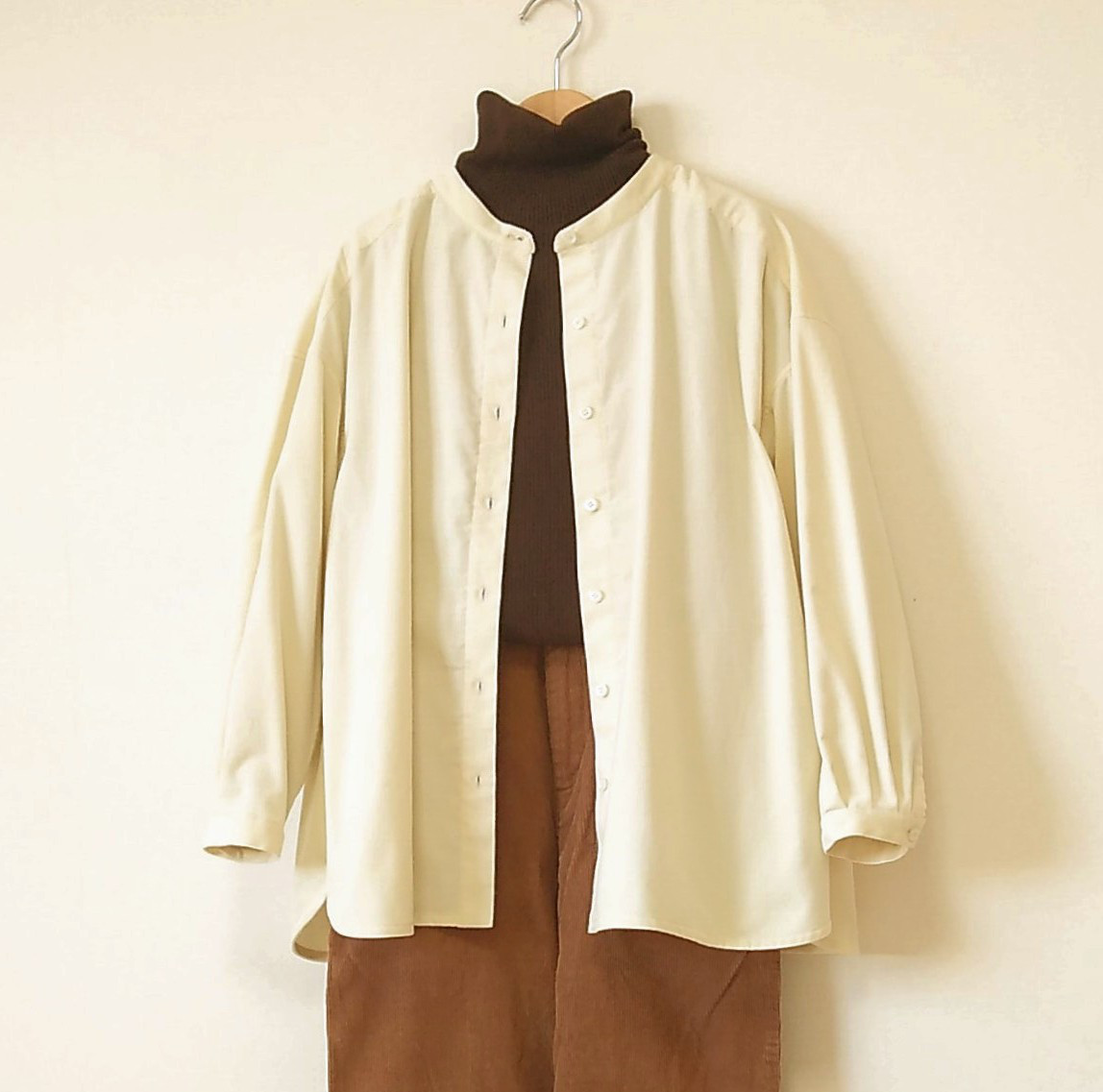 オーバーシャツ コーデュロイ エクリュホワイト Ｍ～Lサイズ