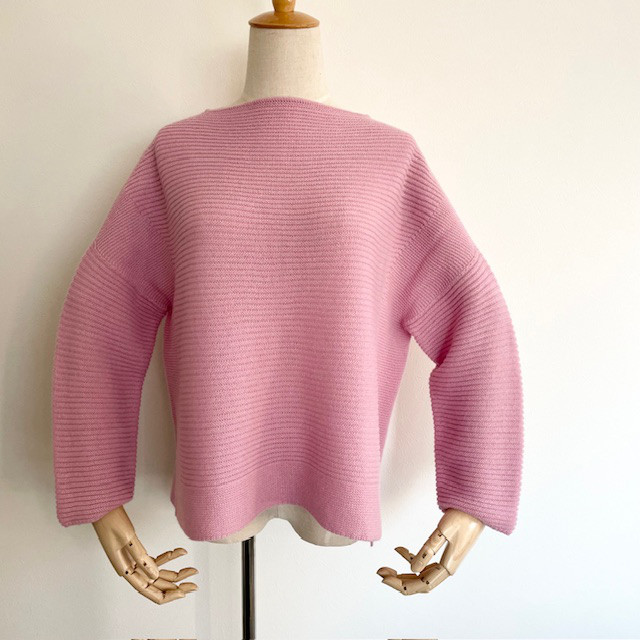 ビックシルエット　ホールガーメント　サイド切替ボートネックセーター　ピンク