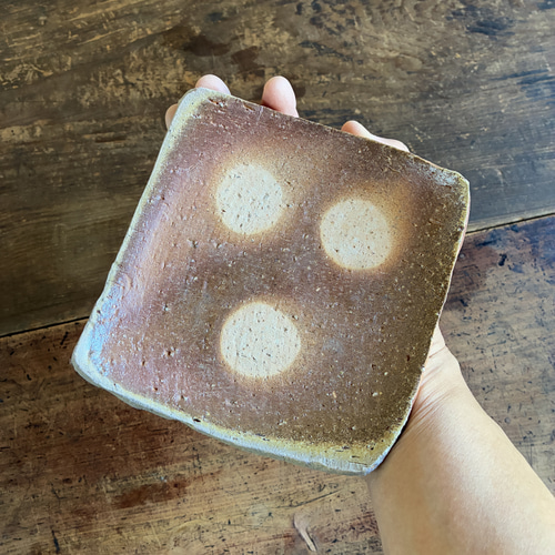 信楽焼 白荒土 穴窯焼成・四方上げ皿 15cm（No5）｜角皿・菓子皿・前菜