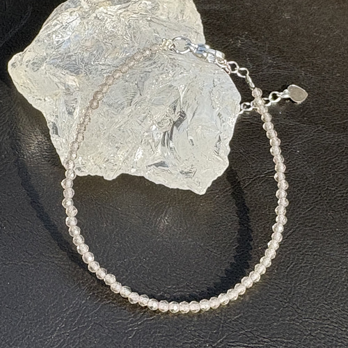 高品質ダイヤモンドファセットカット　スモーキークォーツ　水晶 高品質 スモーキークォーツ 立体 ファセットカット - メルカリ