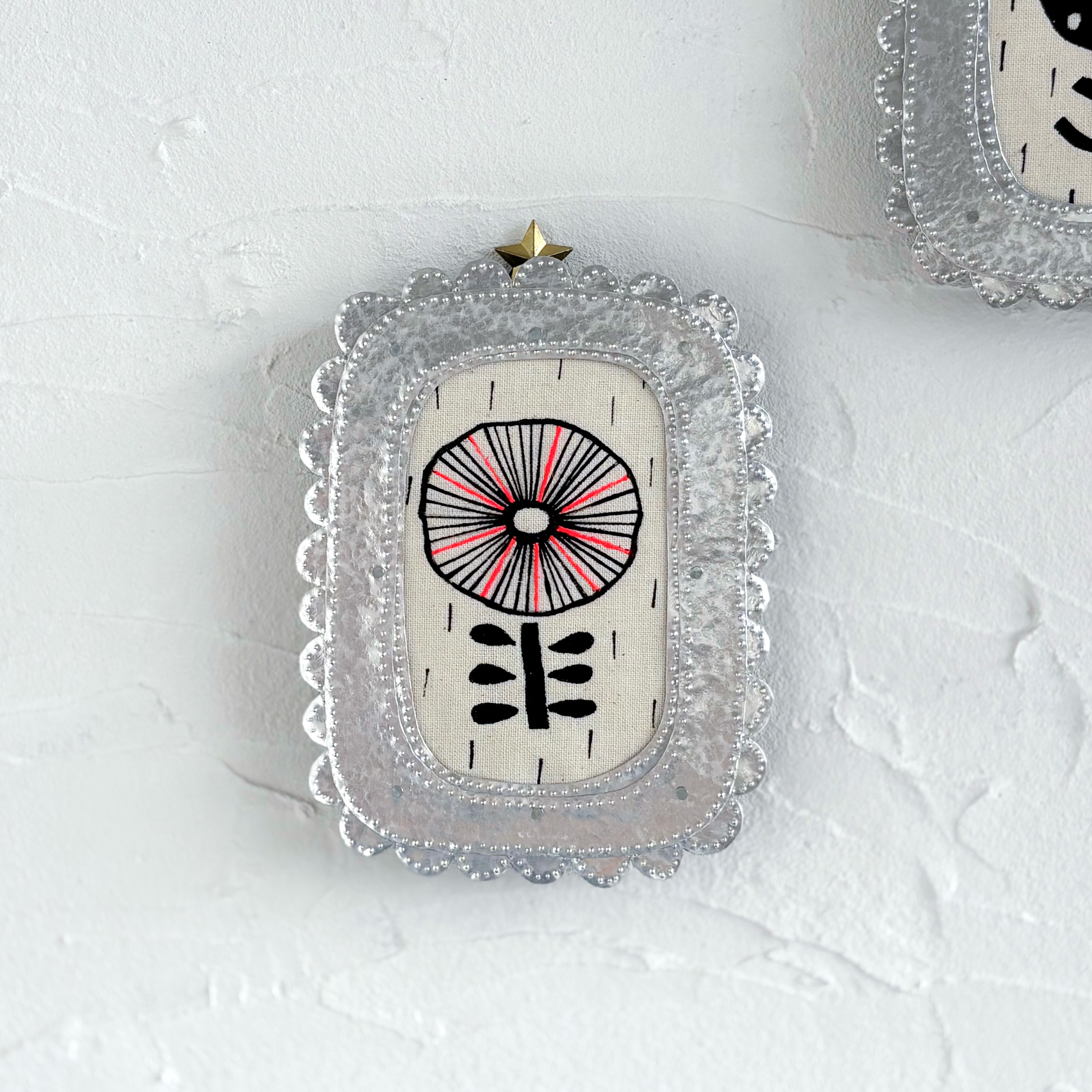 ヒカリを集める花 〜北欧の花の記憶＊1の花〜