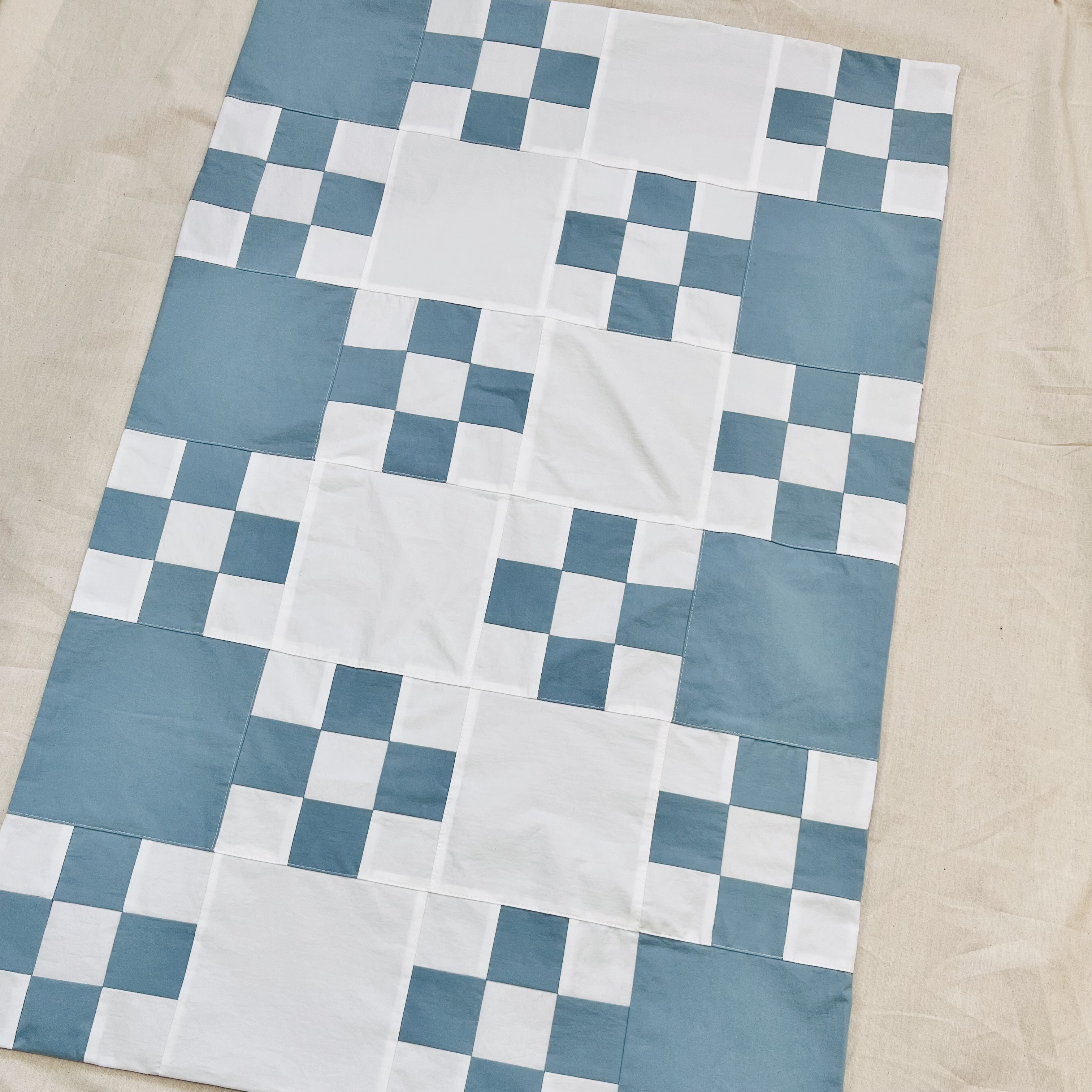 パッチワークのクロス