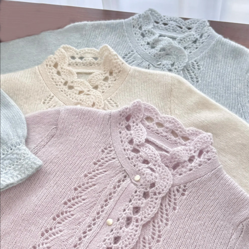 受注製作】上質な触り心地 かぎ針で編むレース 100%カシミアセーター