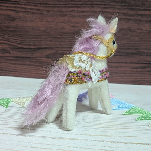 ご依頼品】午飾り 花 干支 2026 馬 ぬいぐるみ ミニチュア ぬいぐるみ