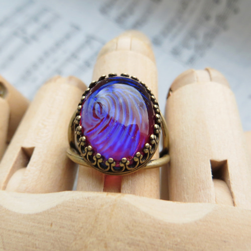 レア 渦巻模様 ドラゴンブレス リング 18×13ミリ 指輪・リング chiki