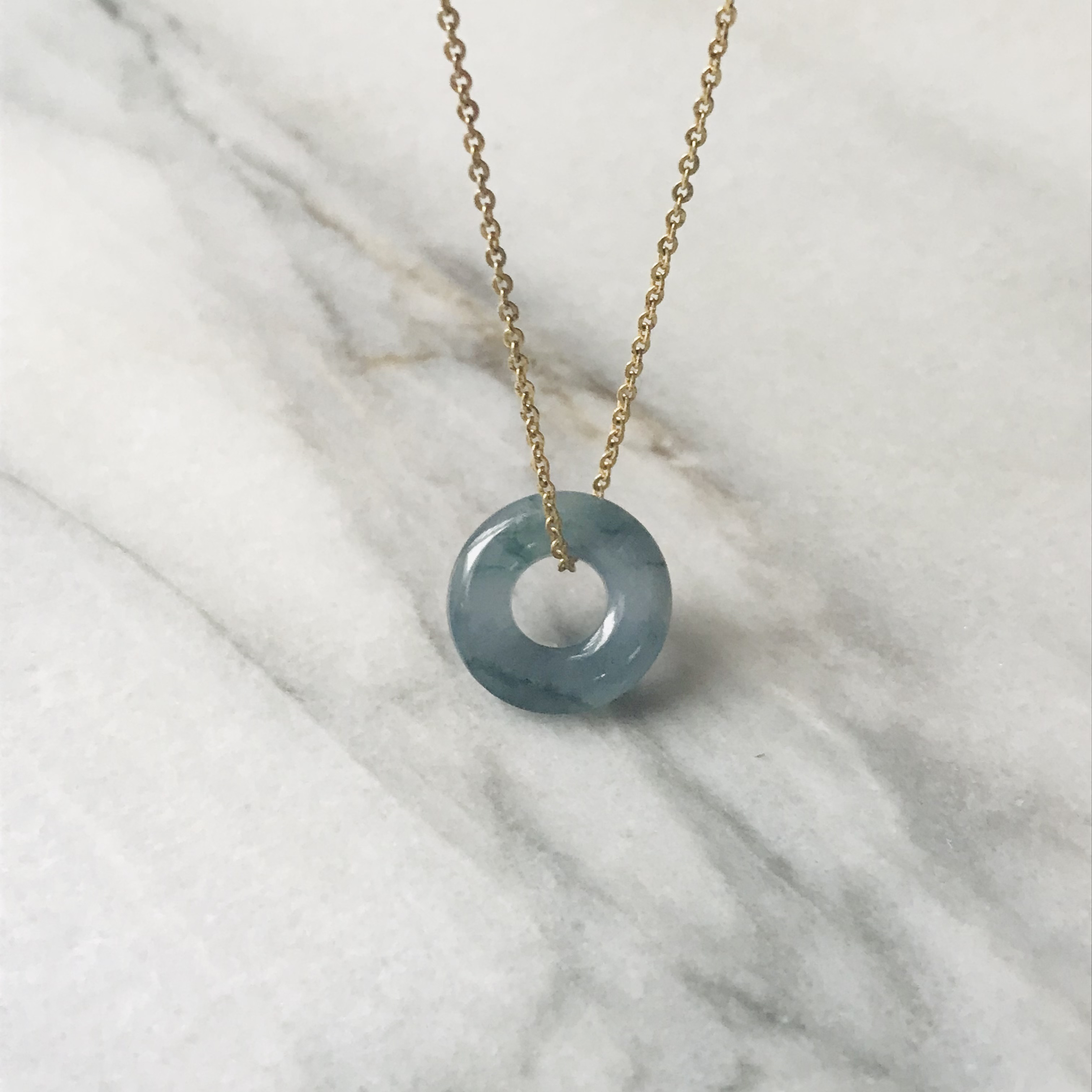 [P54-003］ジェイド　JADE  ヒスイ　本翡翠　ペンダントトップ　グアテマラ産　ラベンダー