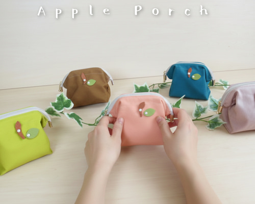 選べるコロンっ♡【全13色】しっとり帆布のりんごポーチ マットな質感