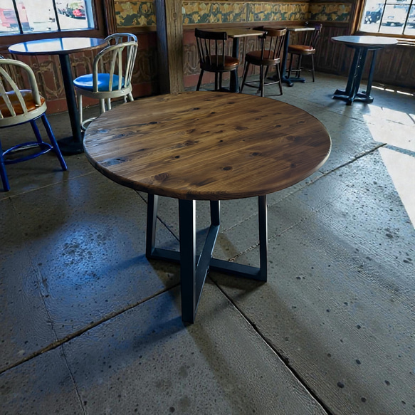 在庫あり　即納　丸テーブル　机　リビング　ダーク　アイアン　カフェ　天然木　杉材　円卓　サイズ変更可能 3枚目の画像