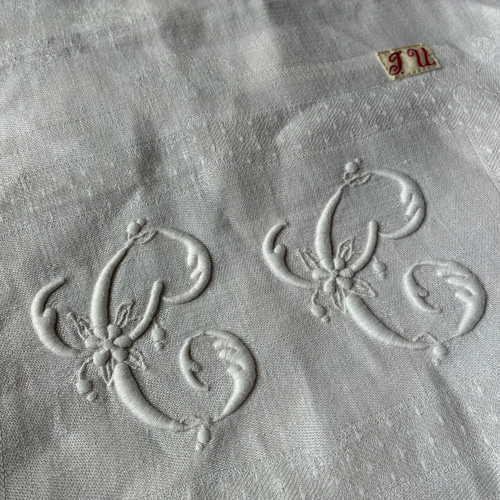 antiquelinen＆whitework*モノグラム手刺繍*ダマスク織りリネン