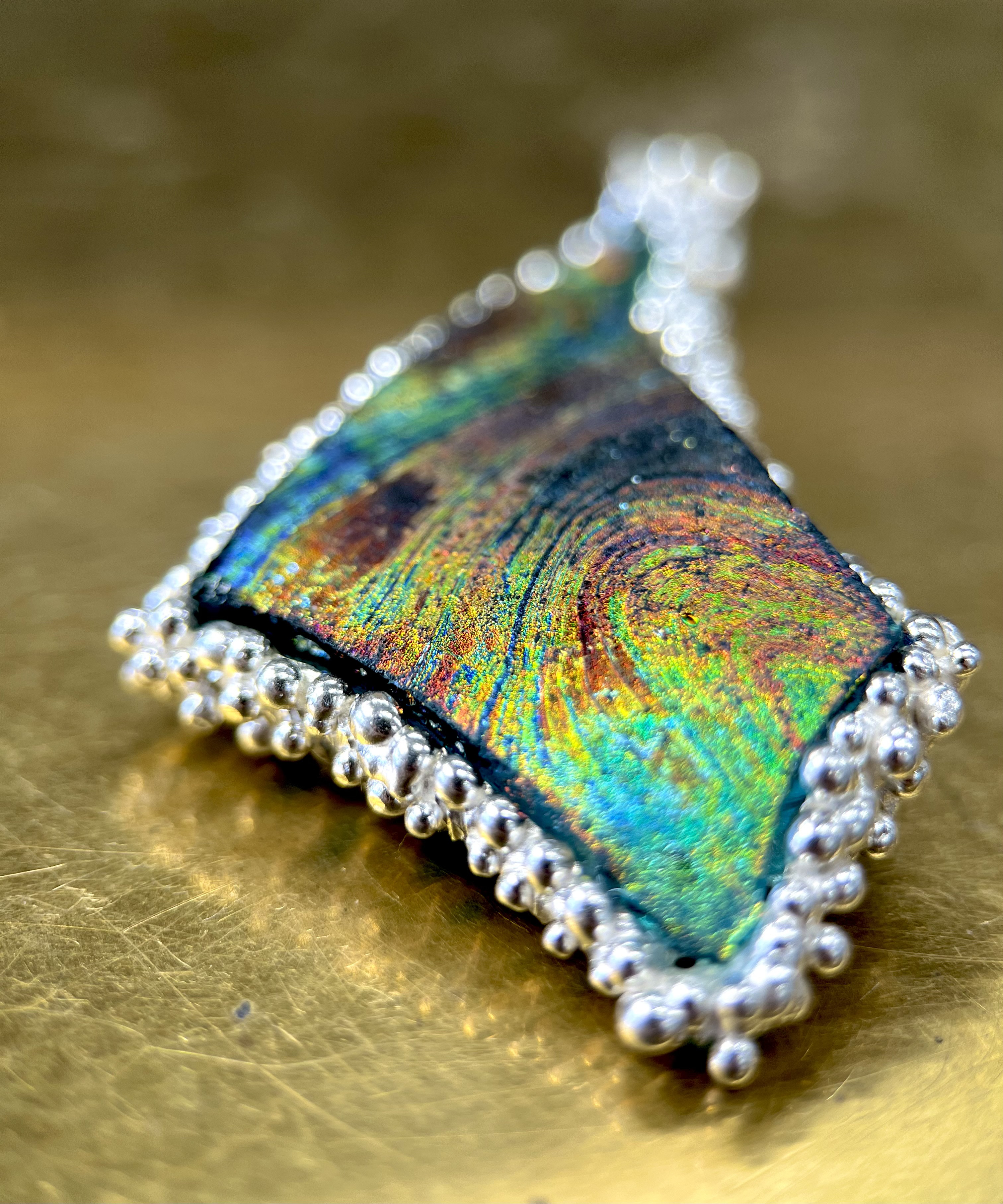 ローマングラスsilverペンダント(送料無料)ガラスが宝石になって甦った