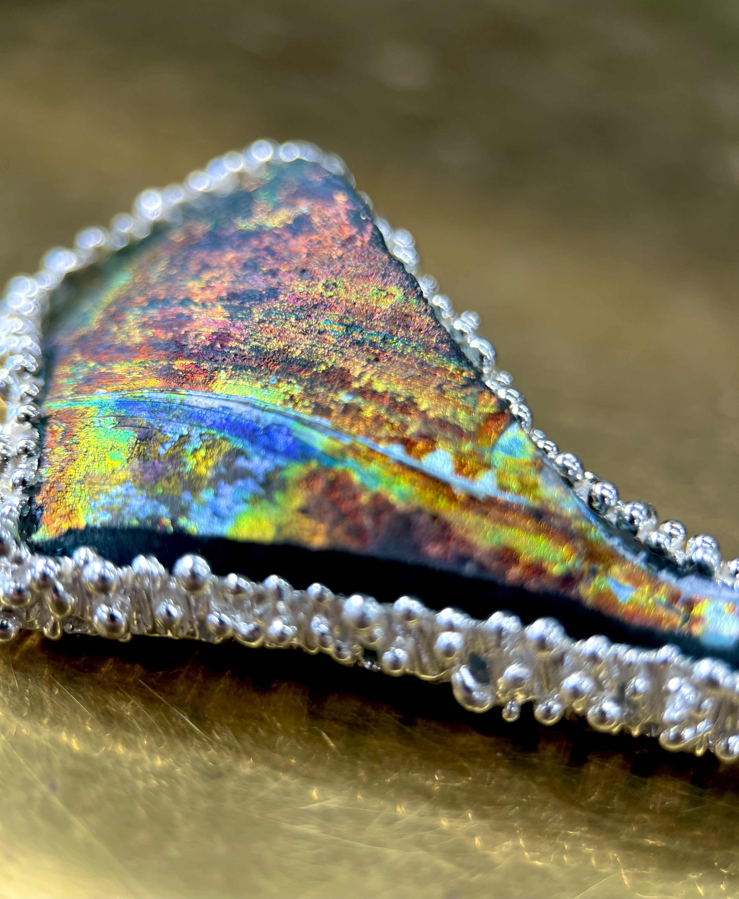 ローマングラスsilverペンダント(送料無料)水に濡れると懐かしい匂いがします