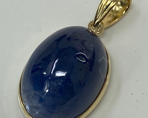 K18YG AU750 18金 天然タンザナイト ペンダントトップ ペンダント