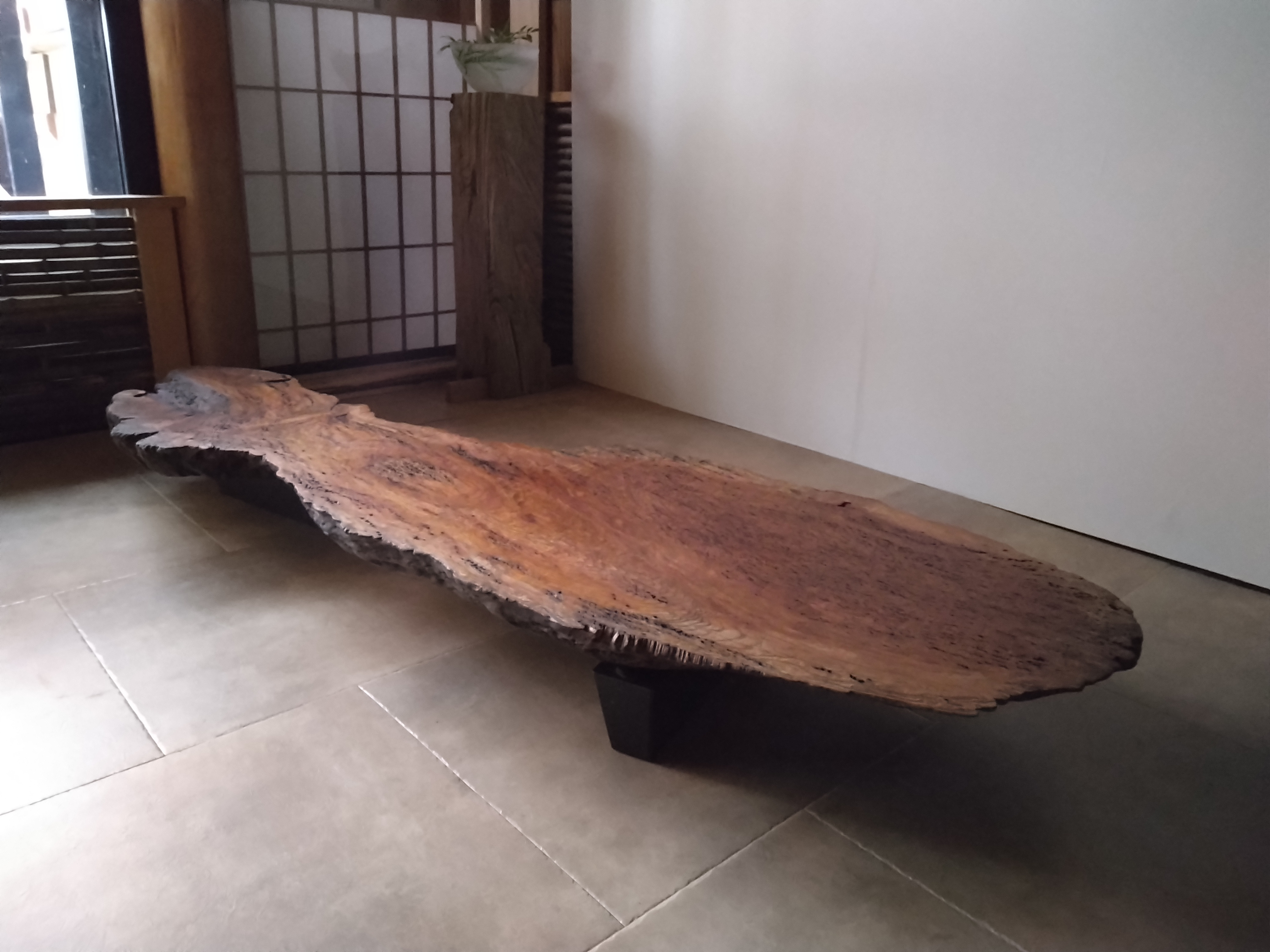 【天板販売】古美術品のような欅の一枚板 　古朴・天板販売・蜜蝋仕上げ 66,000円