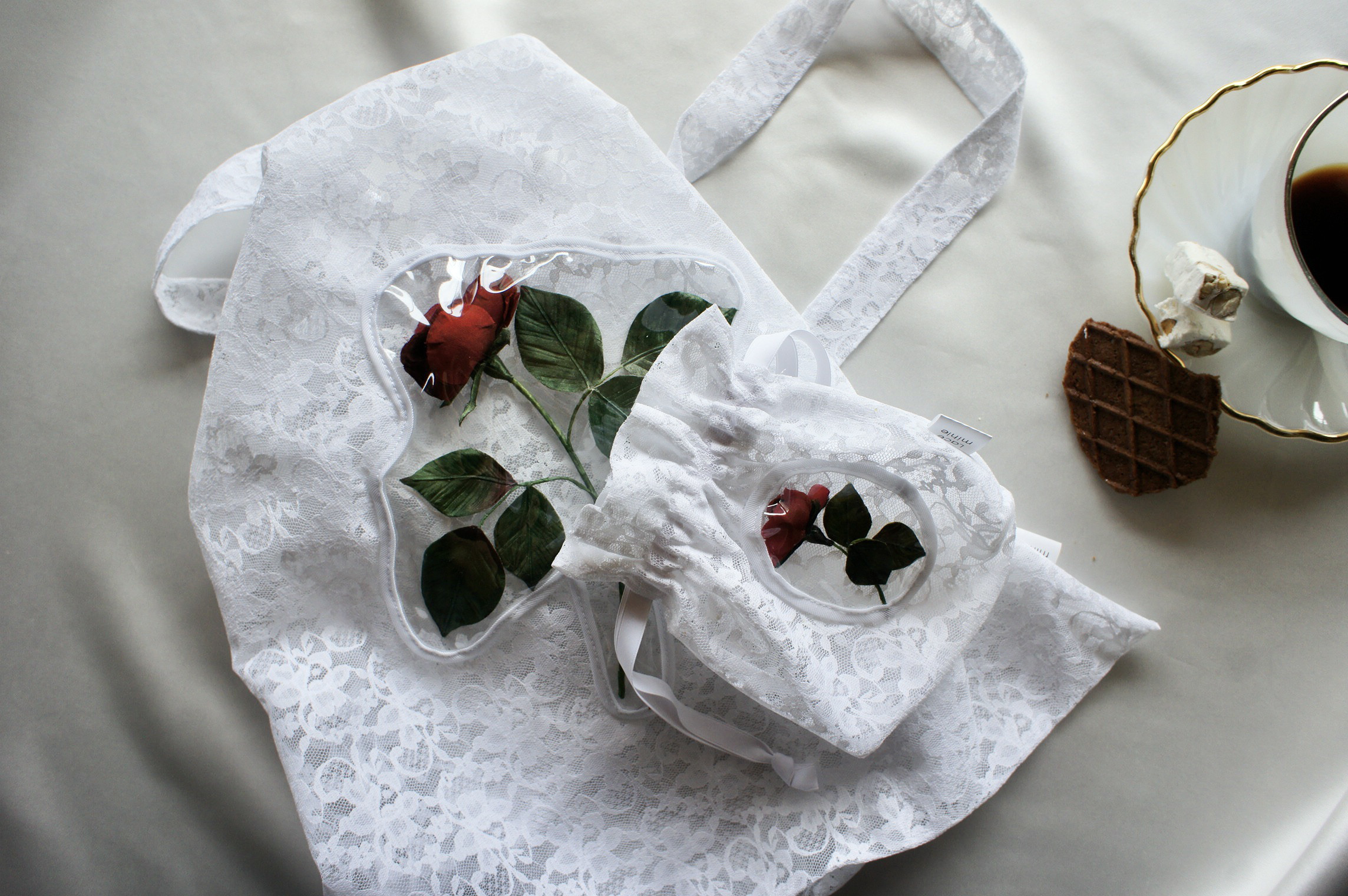 【布花トートバッグ】レーストート　バラ　アートフラワー　rose totebag