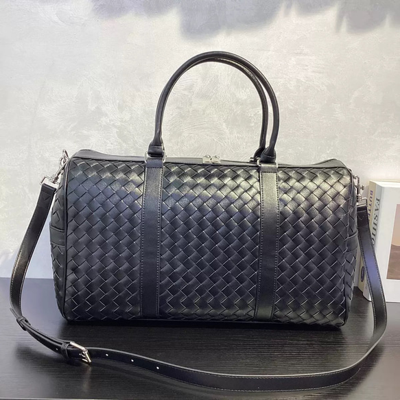 2026 真皮編み込み大容量旅行バッグ／枕型ボストンバッグ／ブラック