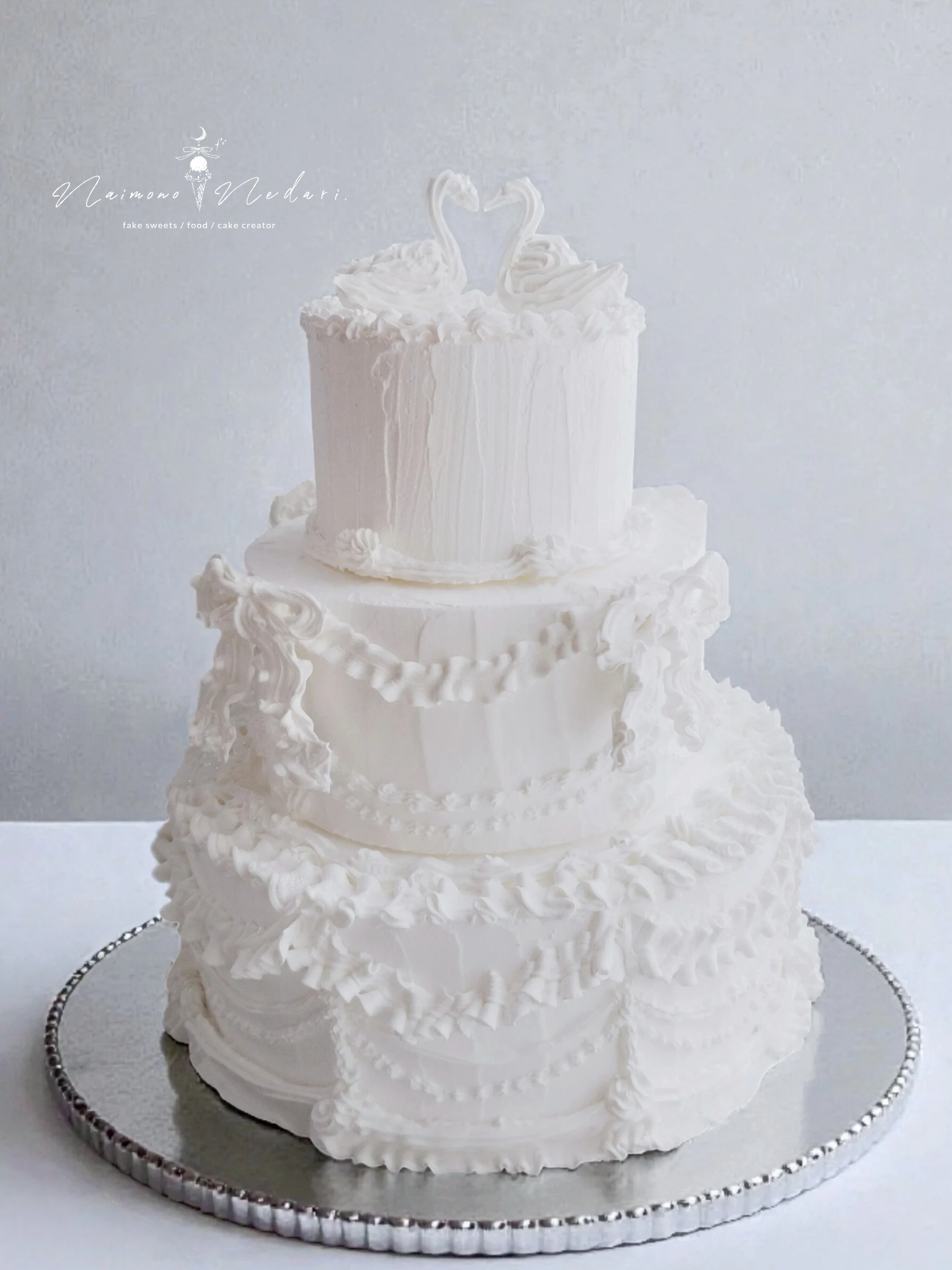 白鳥の3段ケーキ【ホットミルクと角砂糖後夜祭】