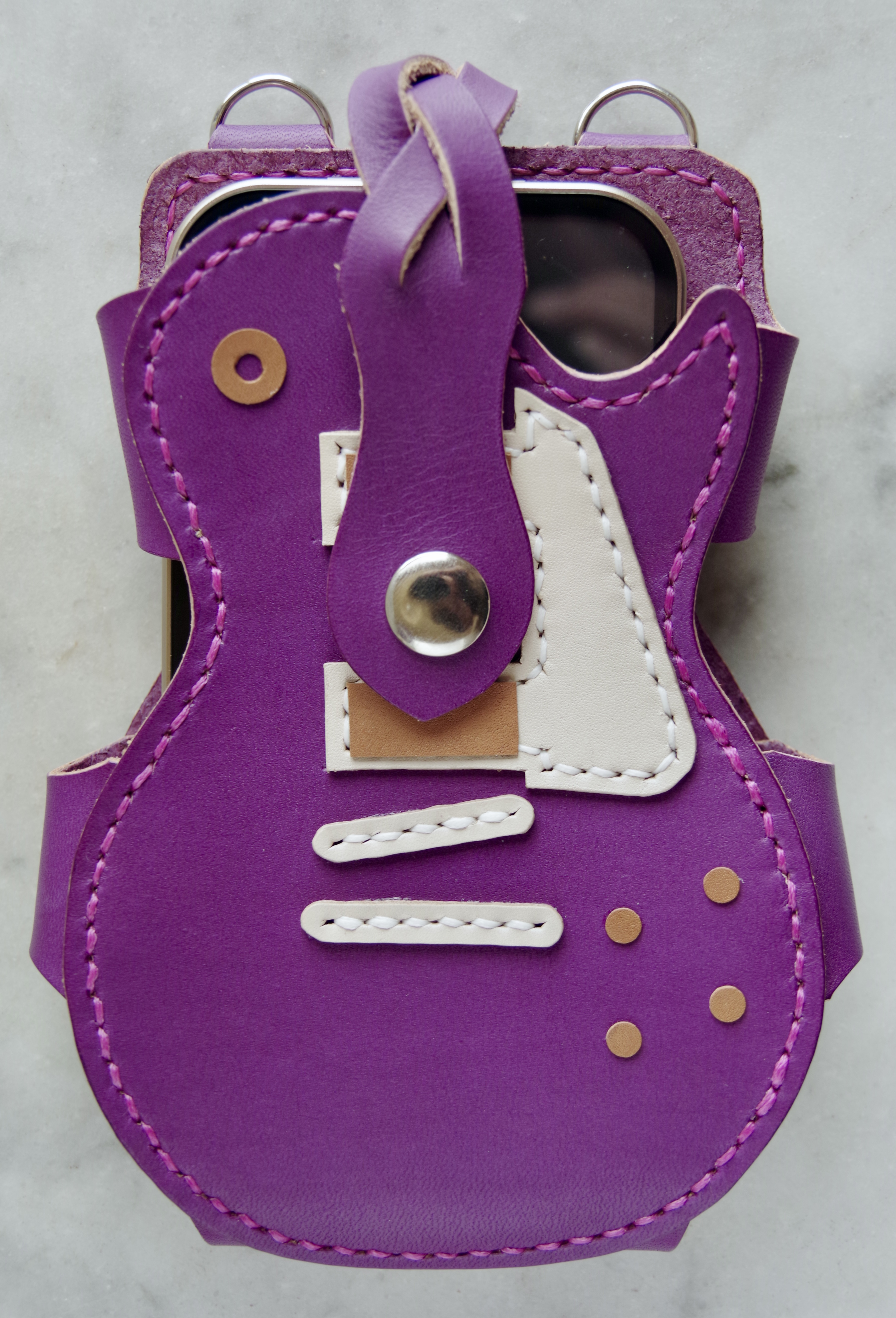 レスポールのスマホショルダー