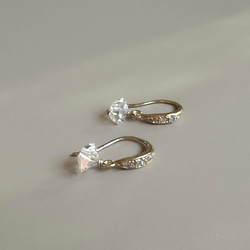 【新作2026】ハーキマーダイヤと煌めくジルコニアのミニピアス  /金具変更可（イヤリング・シルバーカラーあり） 2枚目の画像