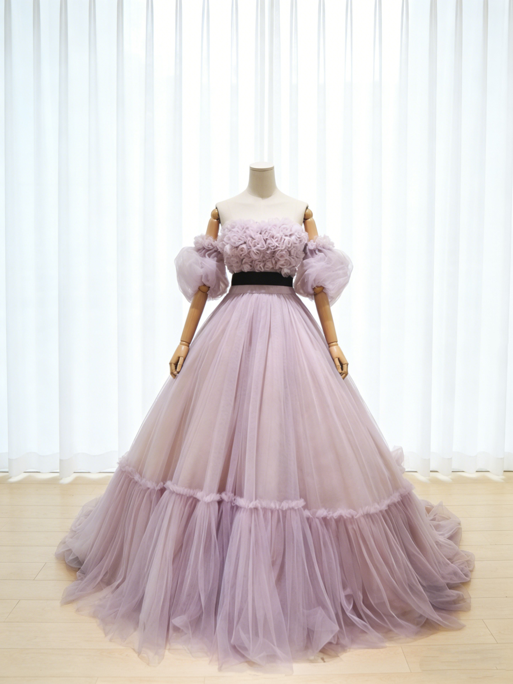 送料無料！カラードレス パープル プリンセスライン バラトレーン サッシュベルト パフスリーブ 花嫁 憧れのドレス