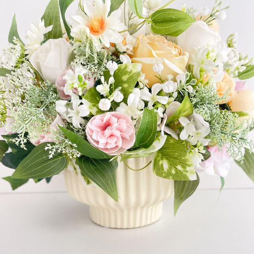 スプリングセレクト｜春待ちフラワーアレンジ ピンクローズの優しい