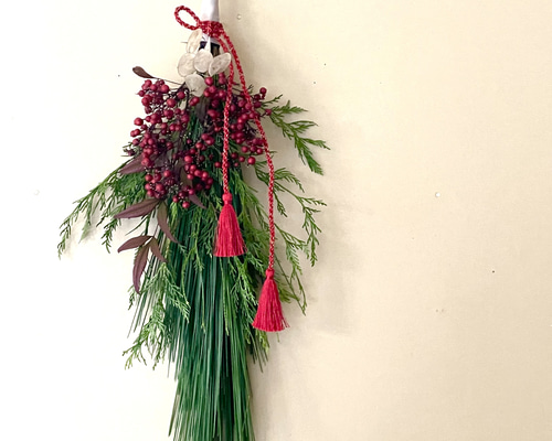 送料無料】大王松と南天のお正月飾り・赤 しめ縄・しめ飾り risui 通販