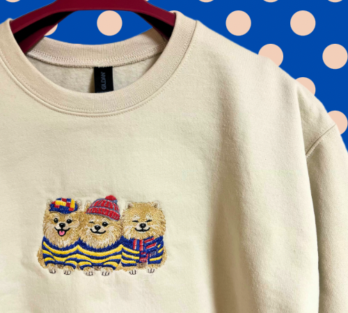 刺繍トレーナー｜犬｜ポメラニアン｜裏起毛スウェットトレーナー｜ここにいる時間｜伏せて待つ、というやさしさ