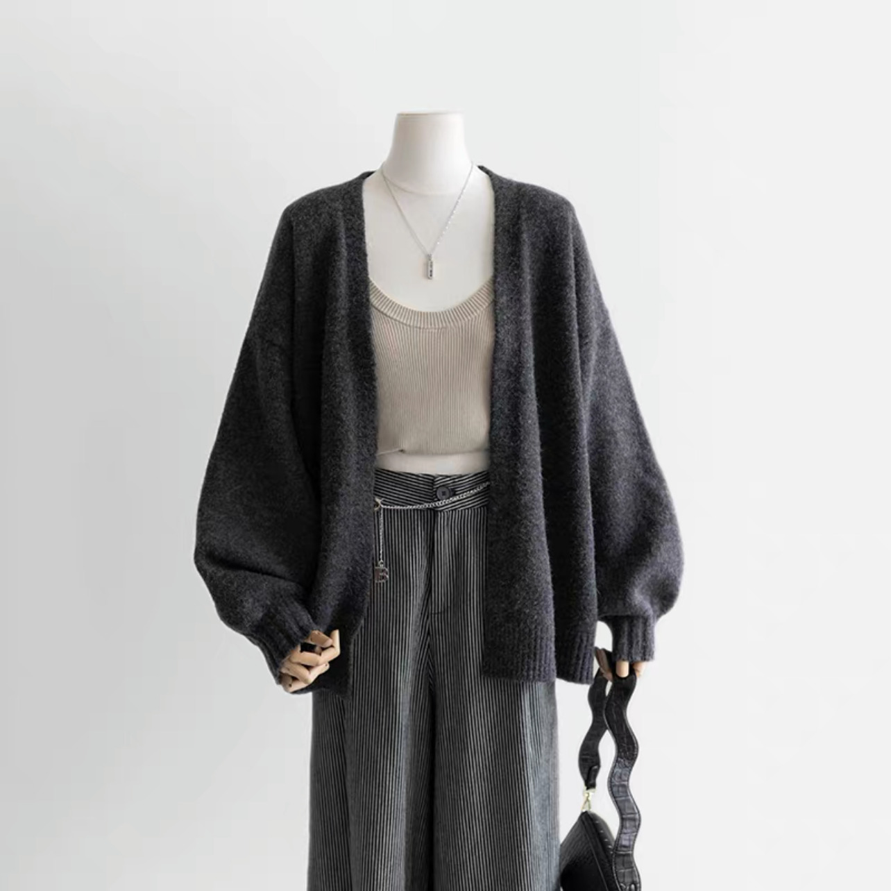 新作｜レディースニット  冬春秋　　おしゃれセーター　ゆったりタイプ