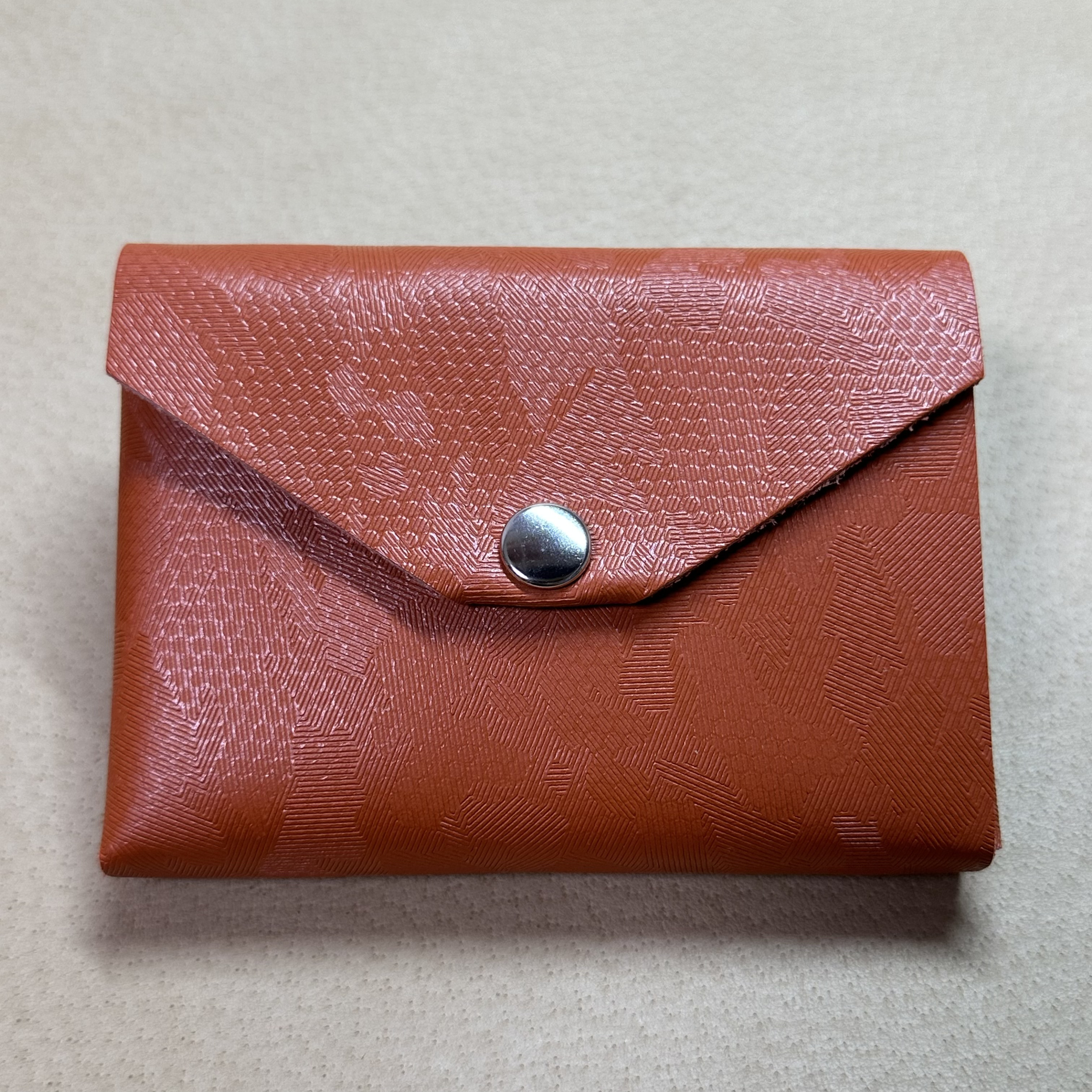 【牛】無縫製コンパクト財布