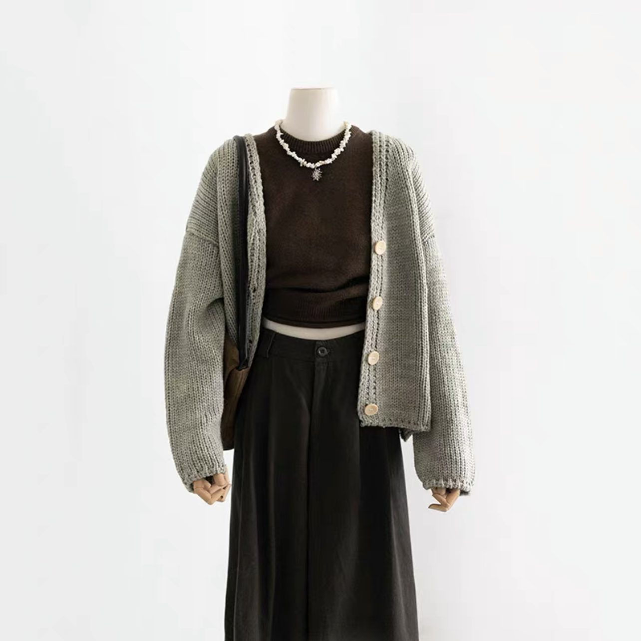 新作｜レディースニット  春秋　　おしゃれセーター　ゆったりタイプ