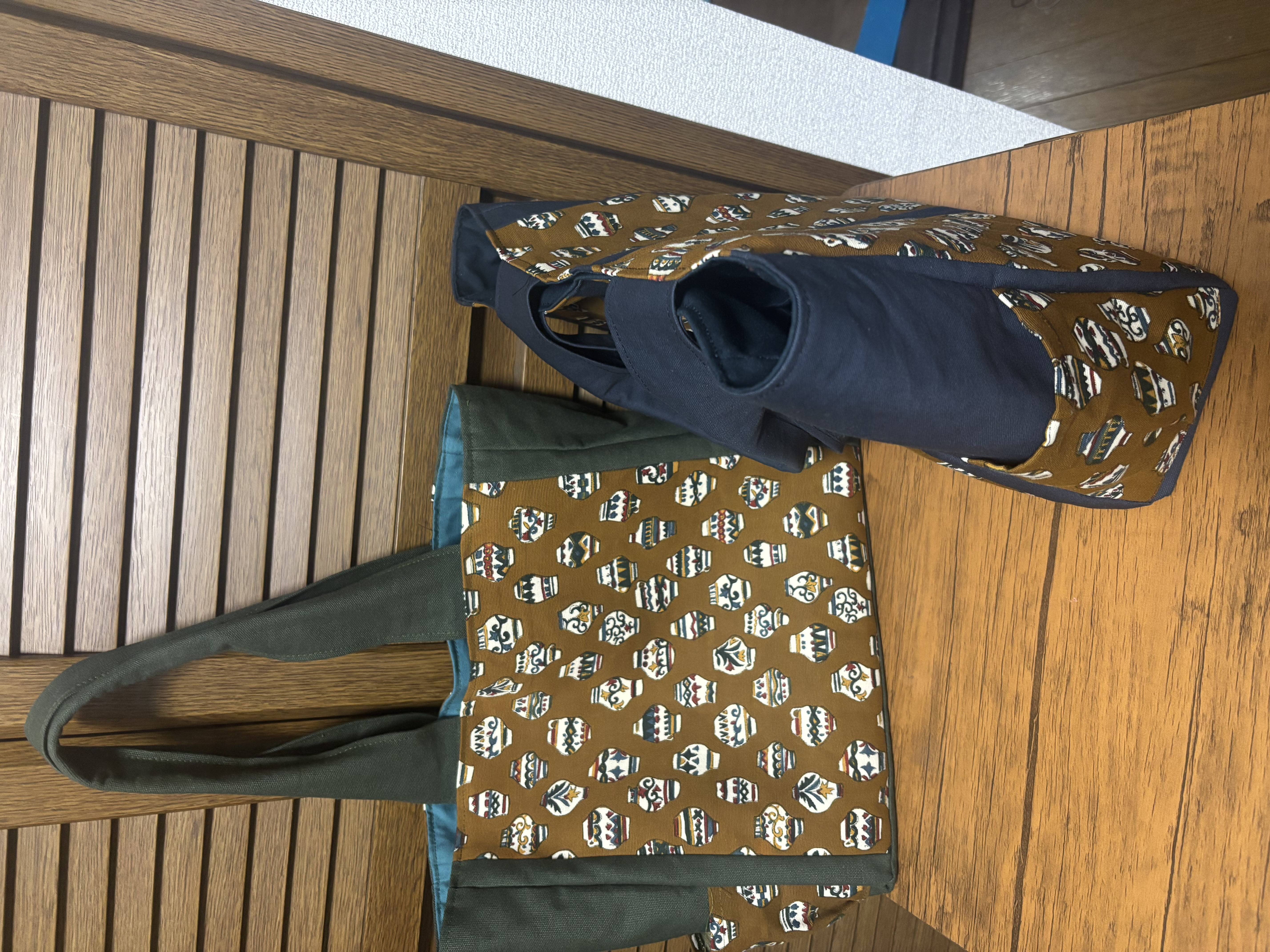 帯からトートバック