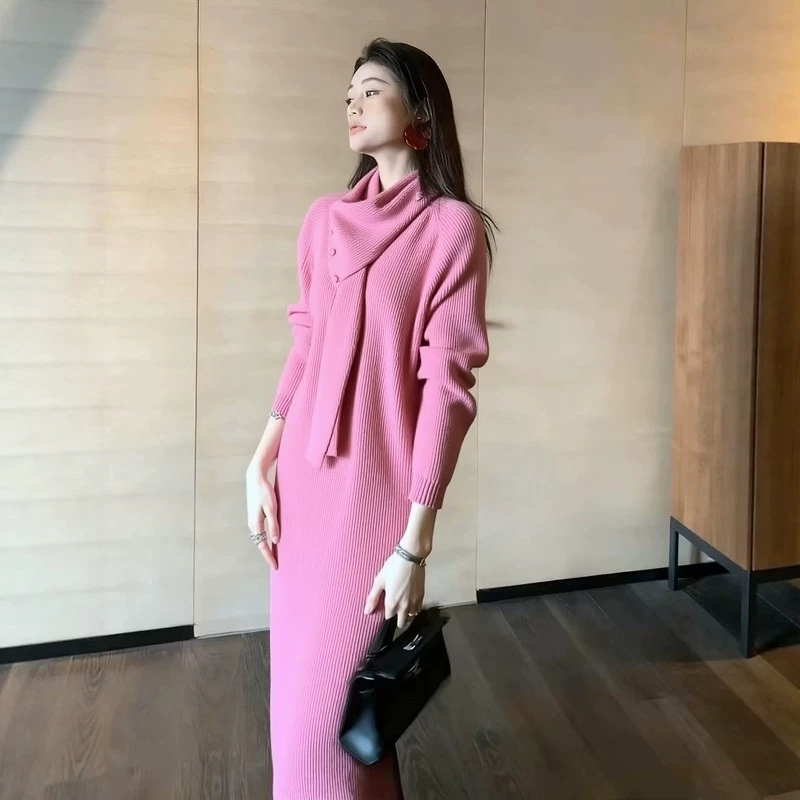 2026年ストレートホワイトカモフラ牛角ボタン ダウンジャケット女性中長期大毛襟厚手冬ファッションコート 高級感 旅行