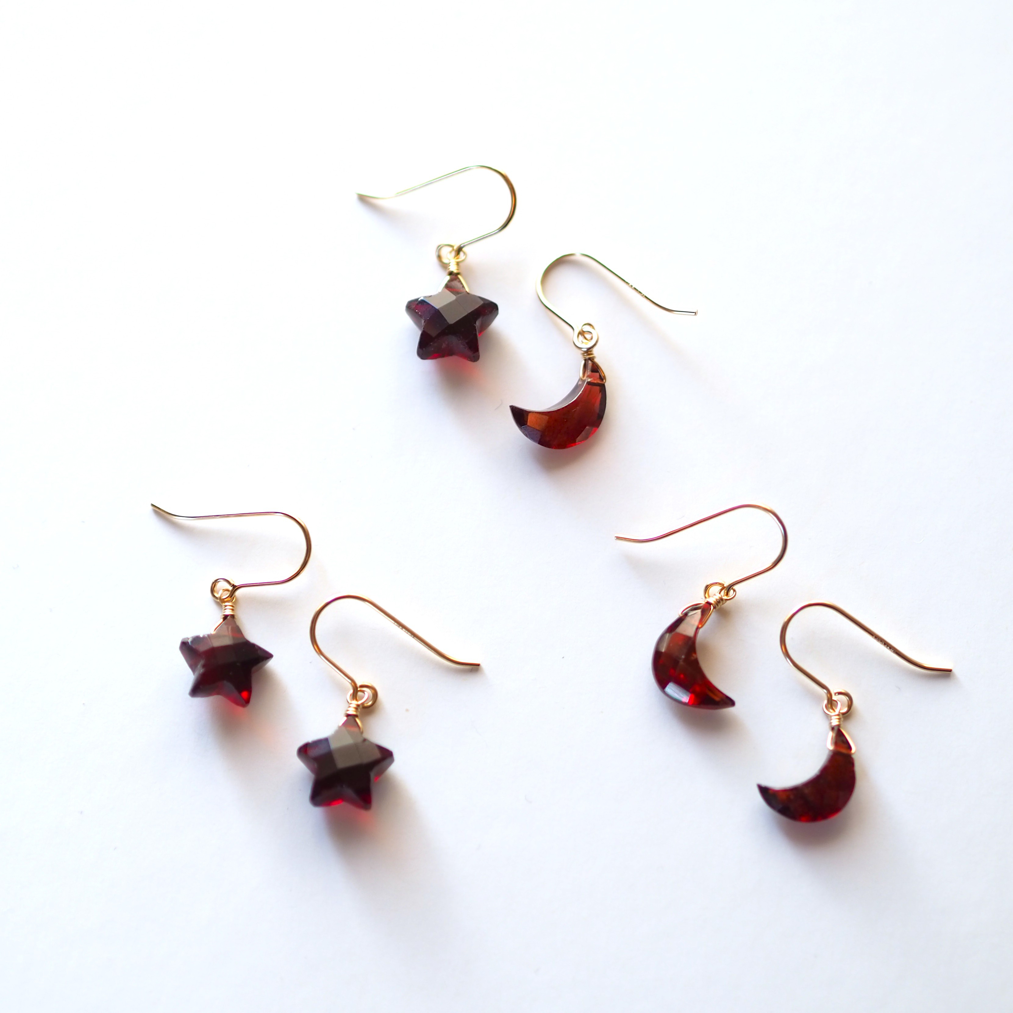 【選べる金具】ガーネット 月と星の耳飾り