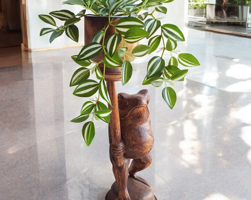 木彫りのカエル｜鉢カバー ポット｜フェイクグリーン 造花｜花台