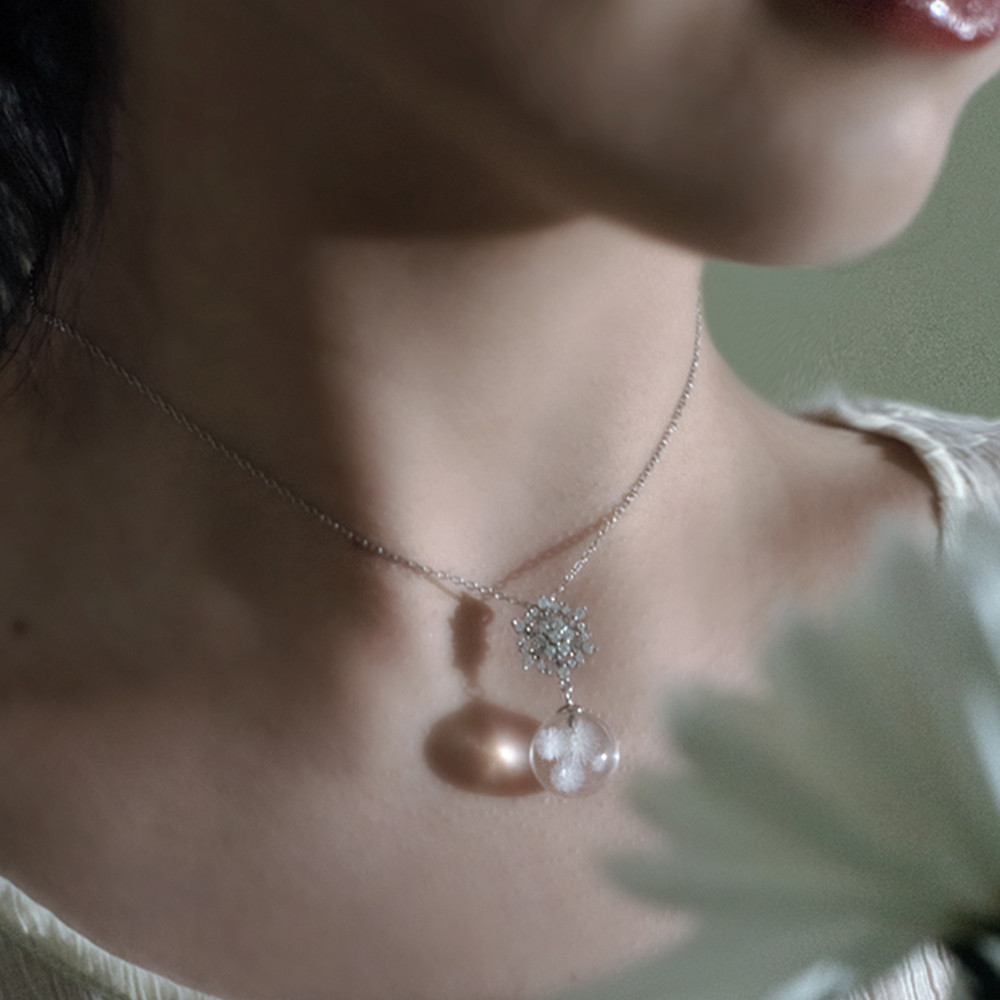 【冬の雪玉】天然ホワイトファントムと雪の結晶のネックレス｜Silver925｜長さ調整可（47cm）｜冬支度 5,277円