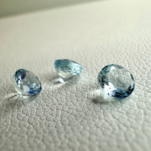 1粒》宝石質アクアマリン AAA ラウンドファセットカット 4mm｜天然石
