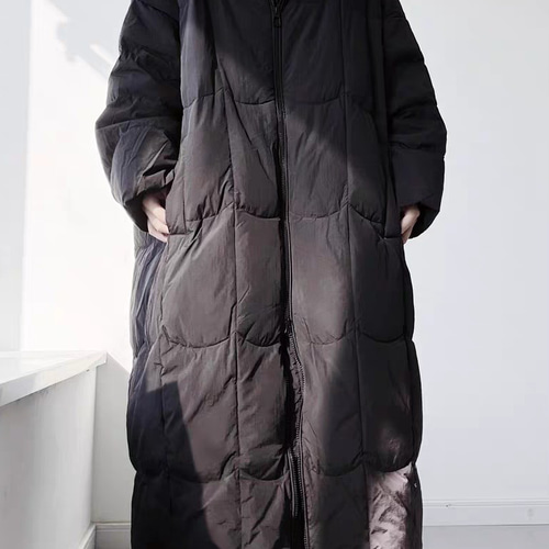 ふくらはぎもすっぽり覆えて暖かい♪フード付きロングダウンコート