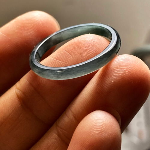 L15-174 氷糯種 21.0号 黒翡翠 グアテマラ産 A貨 本翡翠 くりぬき