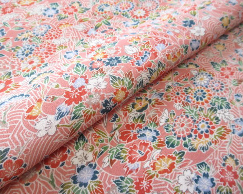 茶がかった薄桃色 四季花模様 本加賀友禅 正絹 丹後ちりめん No.233