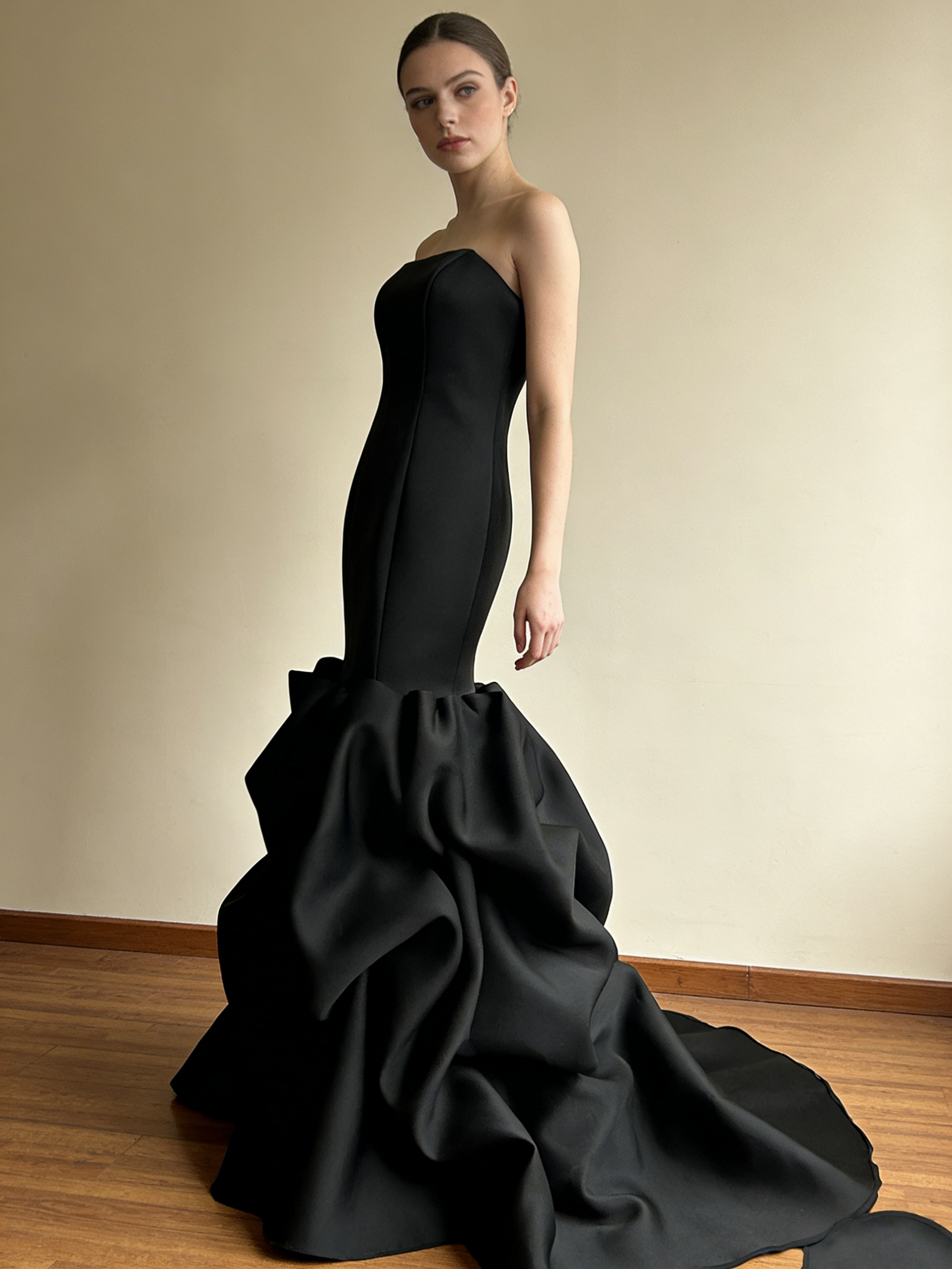 送料無料！高品質！ 抜群のおしゃれ見え ブラックパーティードレス マーメイドライン 2次会　 クシュクシュ