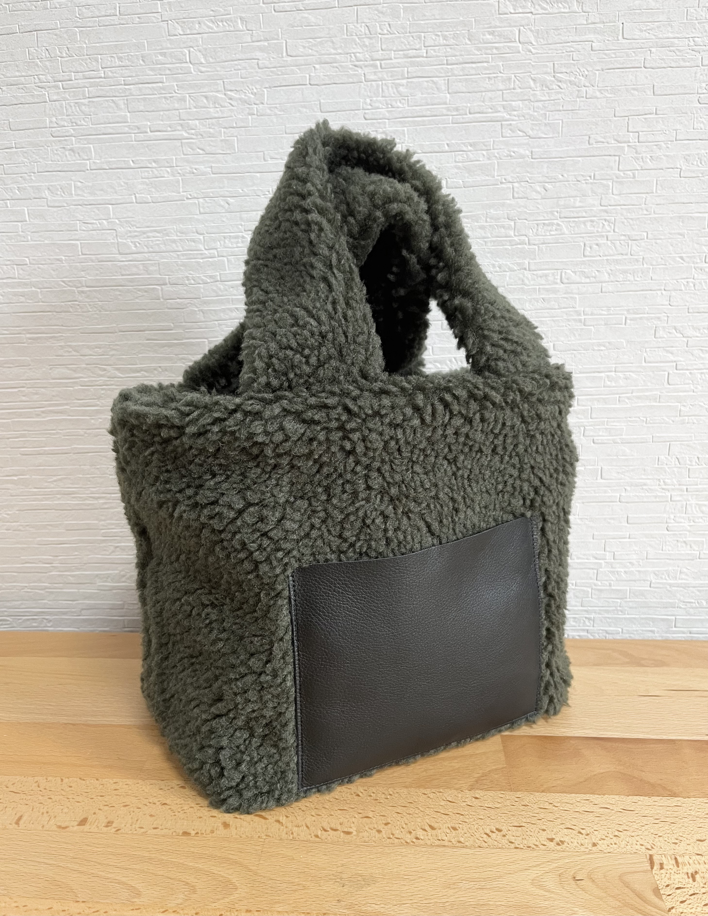 プードルファーのトートバック