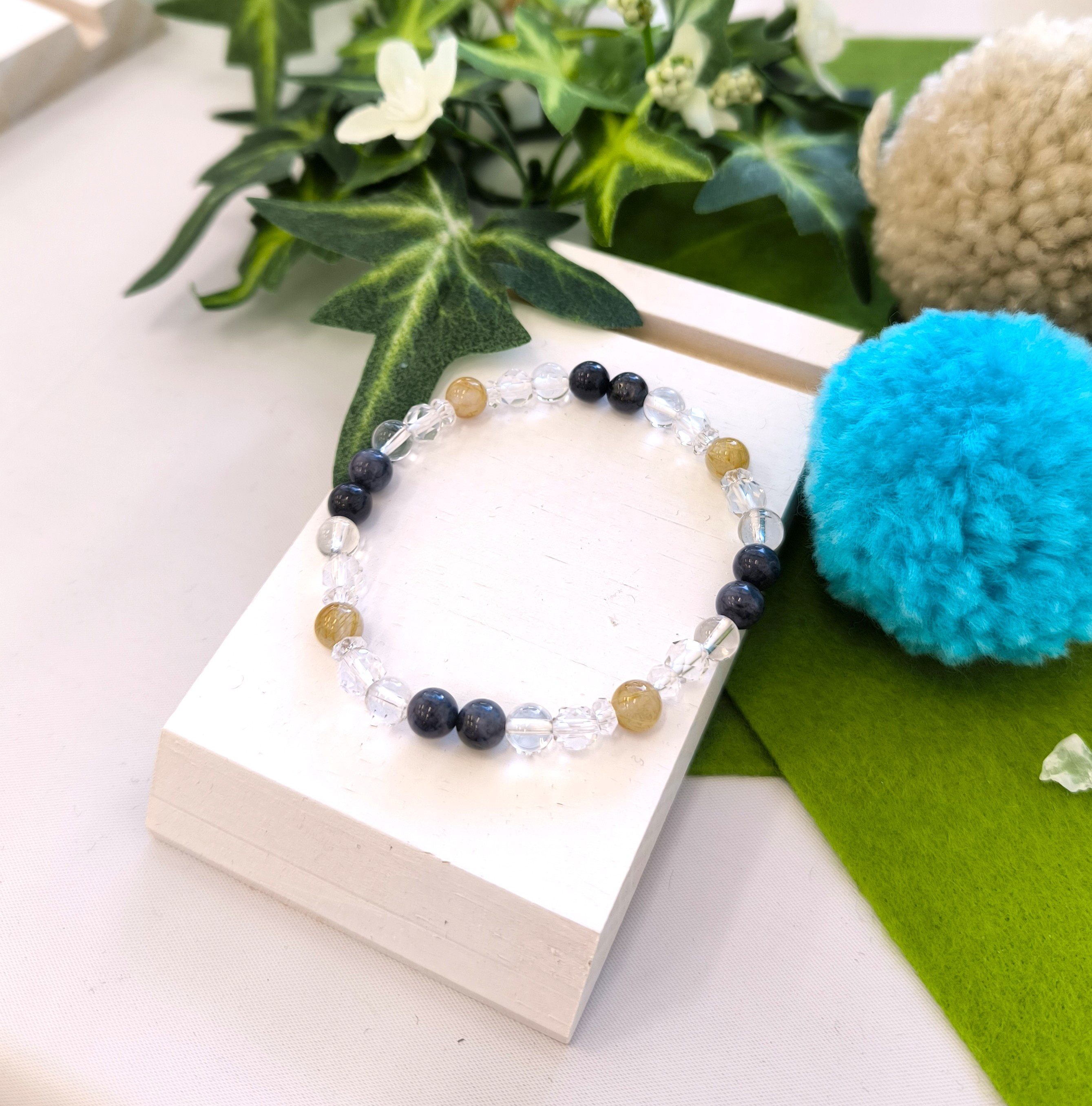 №168　サファイア・ルチルクオーツ・クリスタルのブレスレット